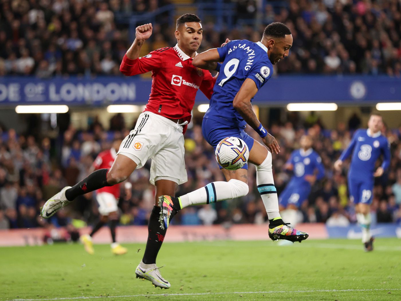 Casemiro Inspires Manchester United to Thrash Chelsea in 2024/25 Clash