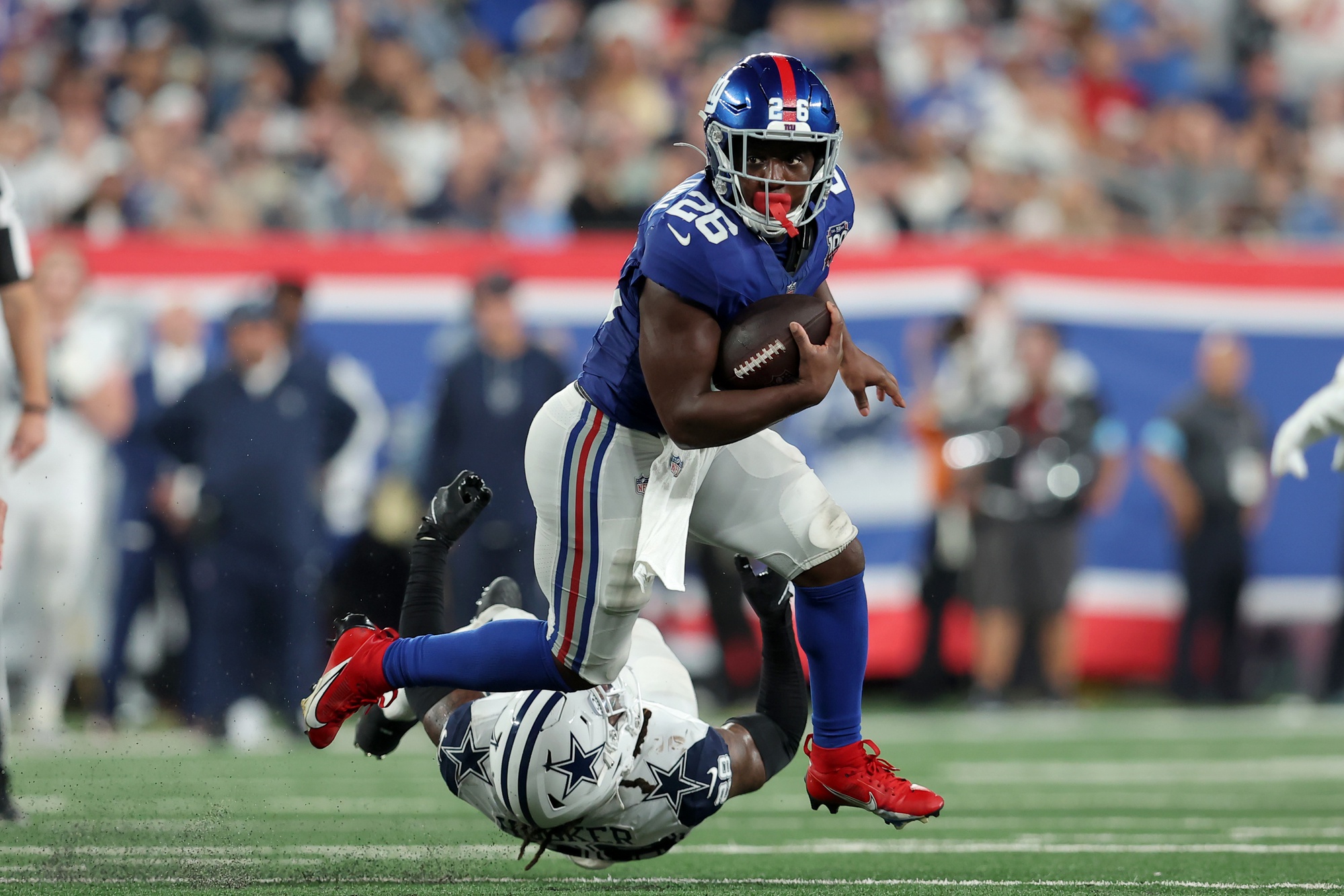 New York Giants Secure Devin Singletary with $16.5 Million Deal Through 2026