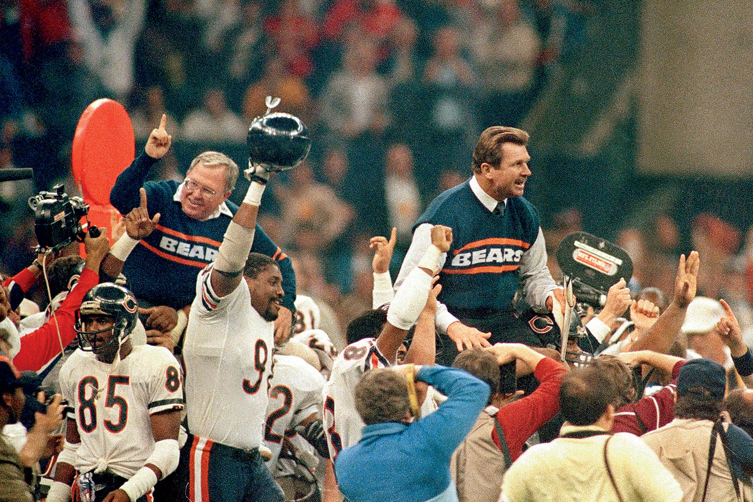 Relive the Excitement: The Chicago Bears Path to Super Bowl Wins