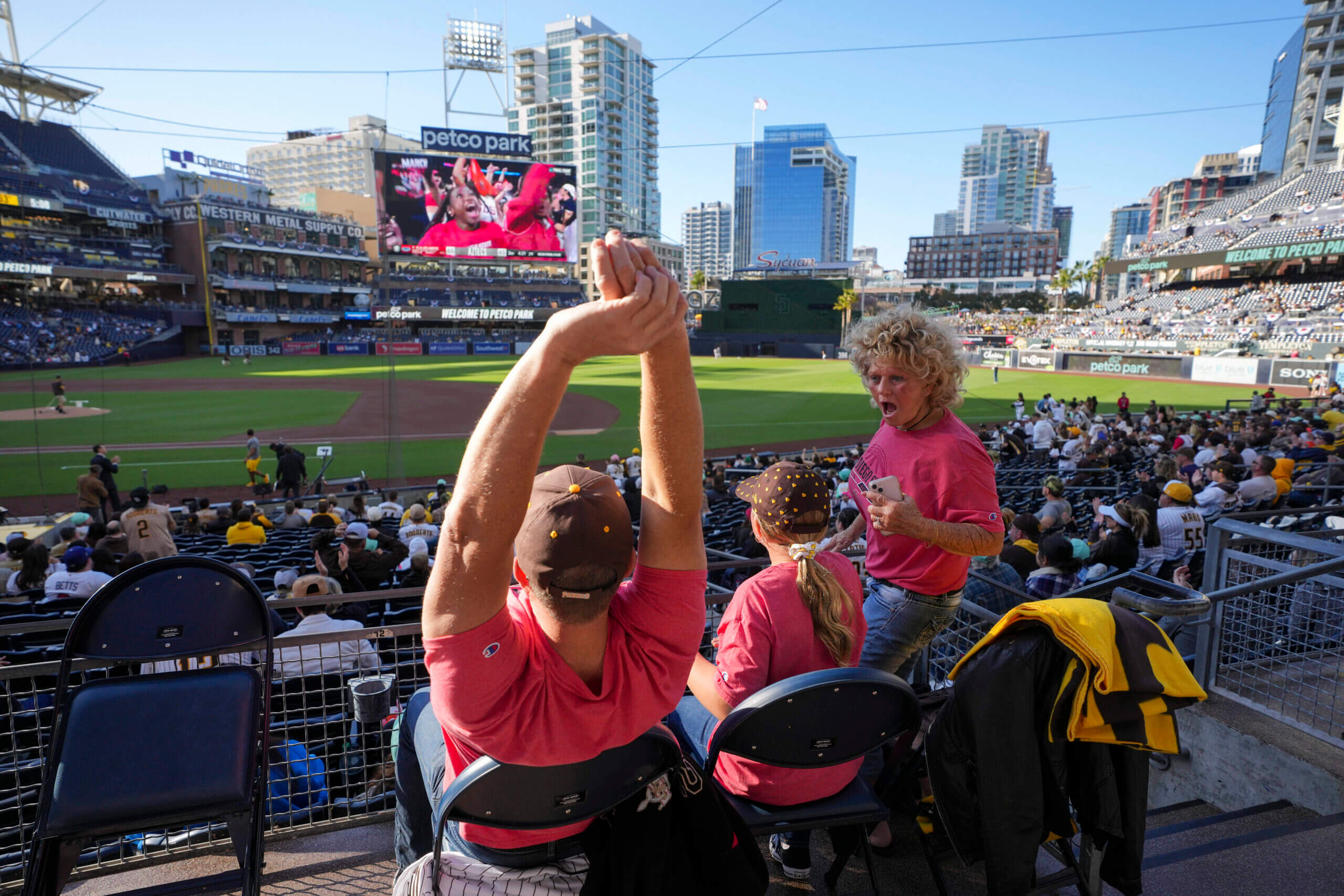 How Late Can You Enter a Baseball Game? A Fans Guide!