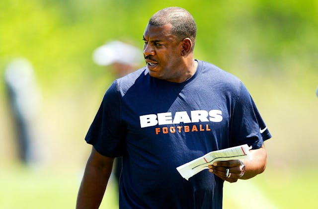 Uncovering Mel Tuckers Chicago Bears History: Player or Coach?