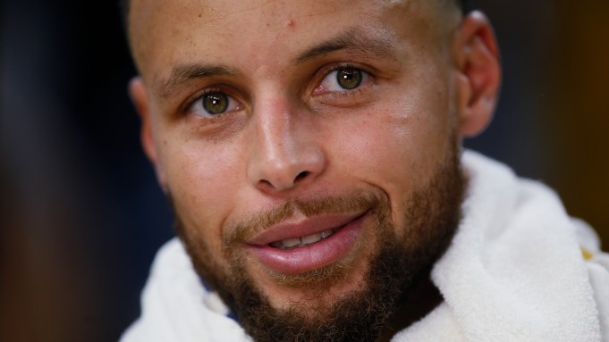 Digging Deep: Whats the Real Color of Steph Currys Eyes?