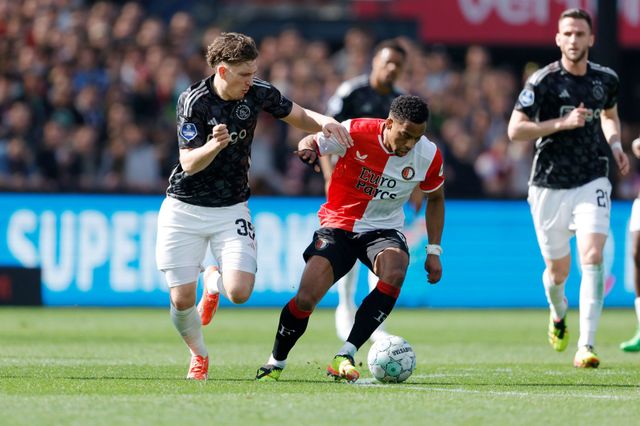 Feyenoord vs Ajax: Can Anyone Stop Ajaxs Winning Streak?