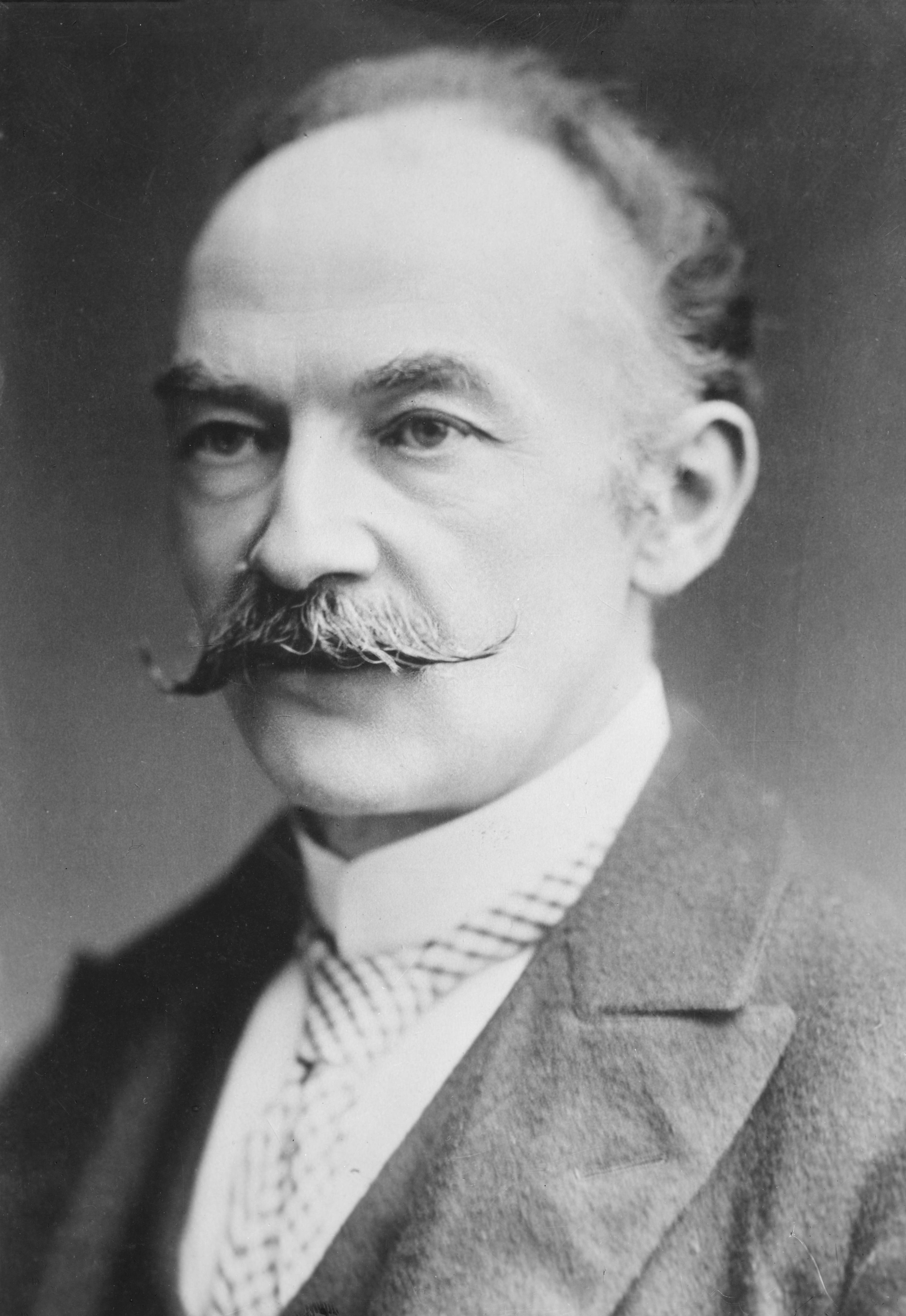 Thomas Hardy Title Character NYT: Who is This Famous Literary Figure?