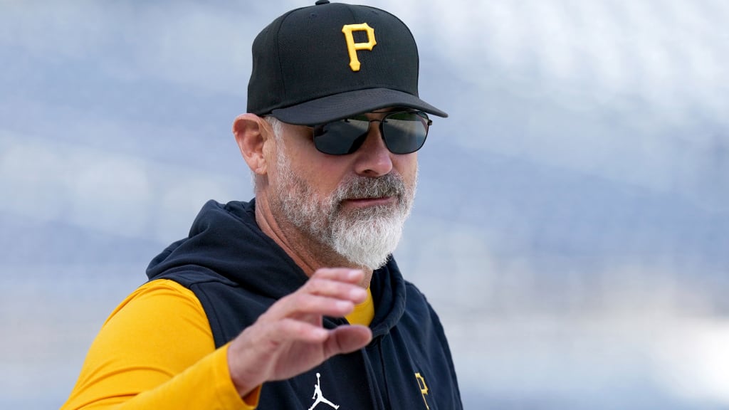 Derek Shelton: Good Manager or Not? (Fans Discuss the Pirates Boss)