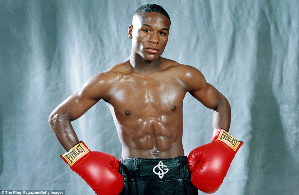 How Tall is Mayweather: Explore His Height, Weight, and Boxing Record