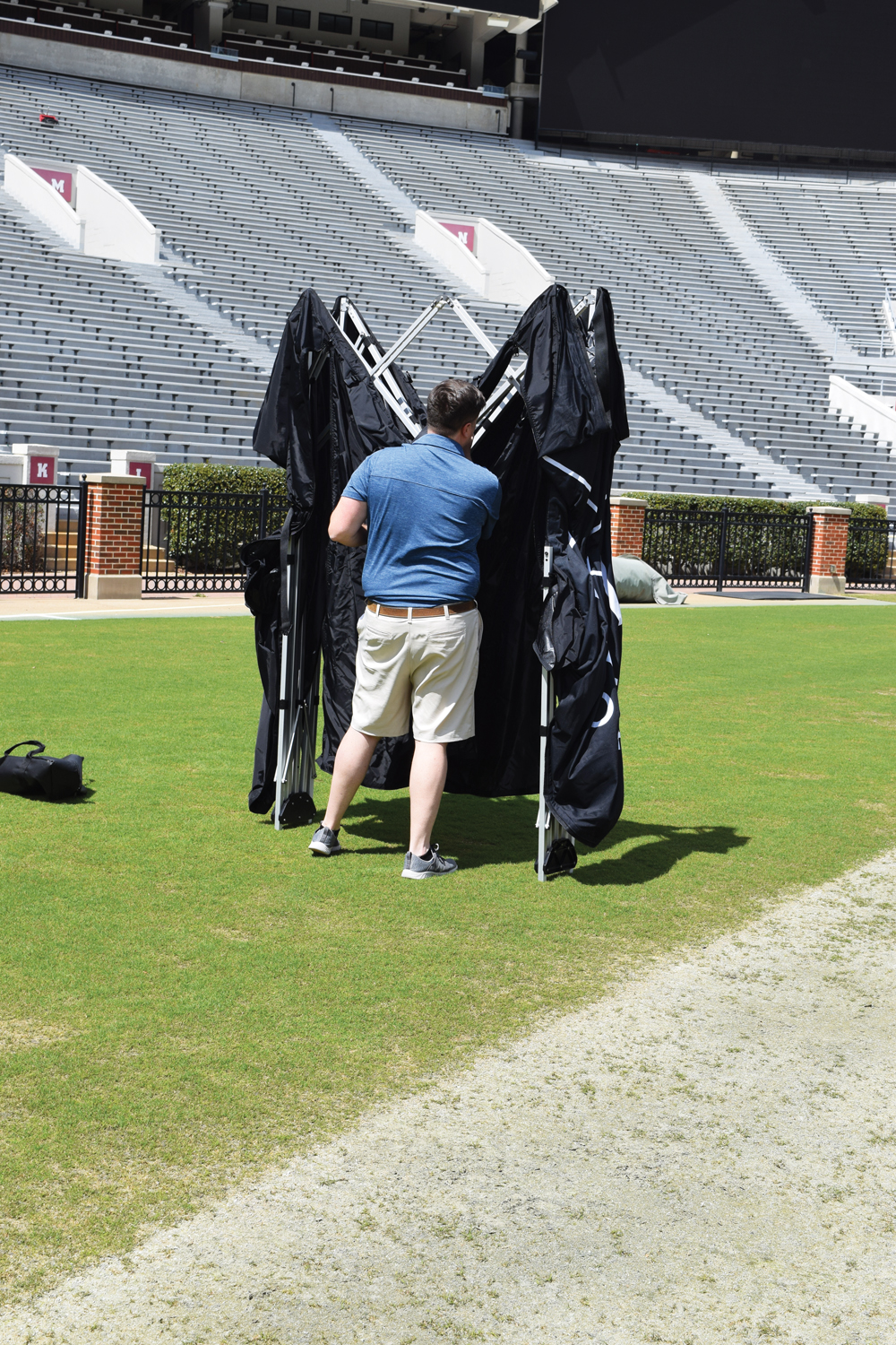 Need a Football Medical Tent? Top Features to Look For When Choosing the Right One