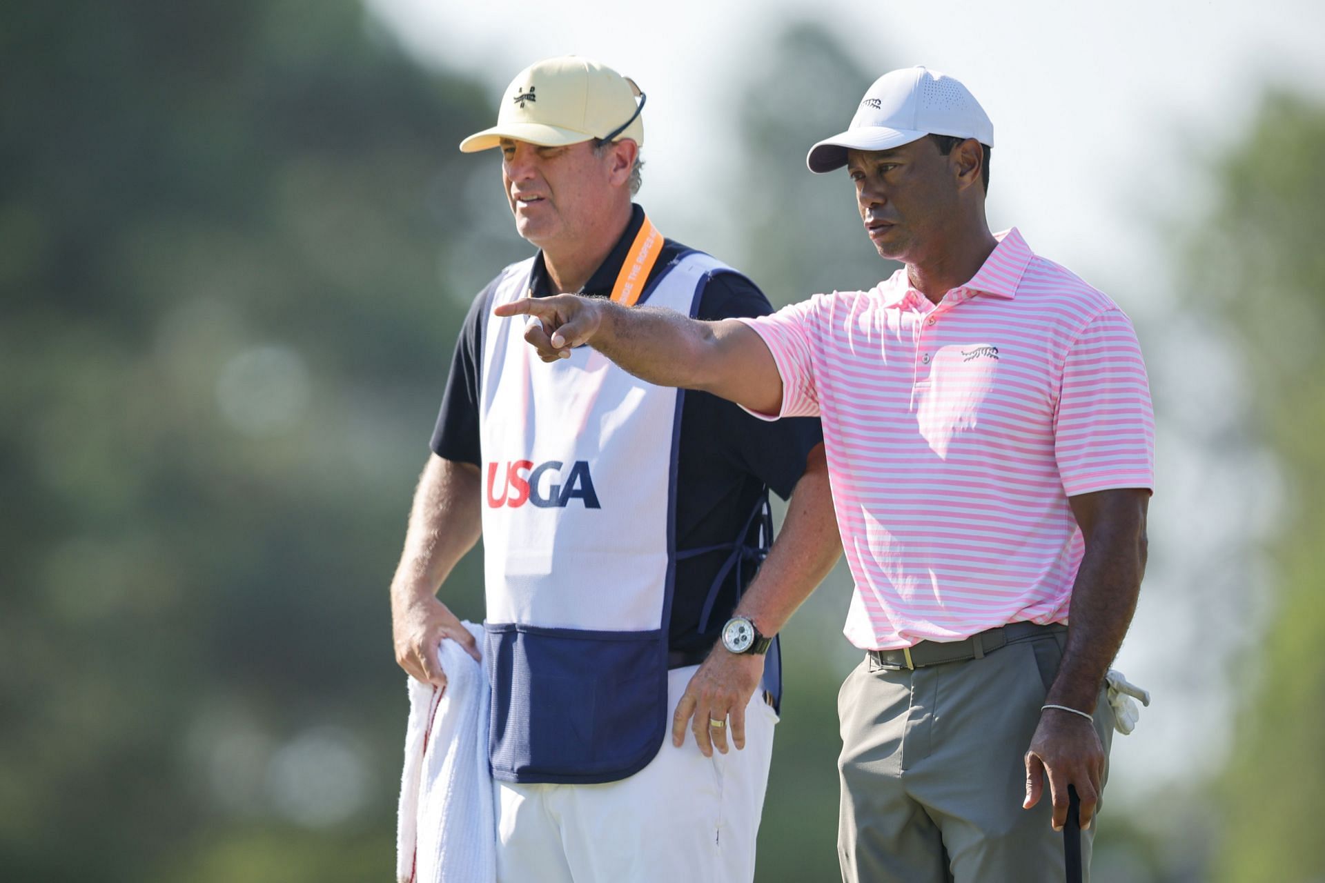 How Much Is Tiger Woods Caddy Worth? Get the Inside Scoop on Earnings and More