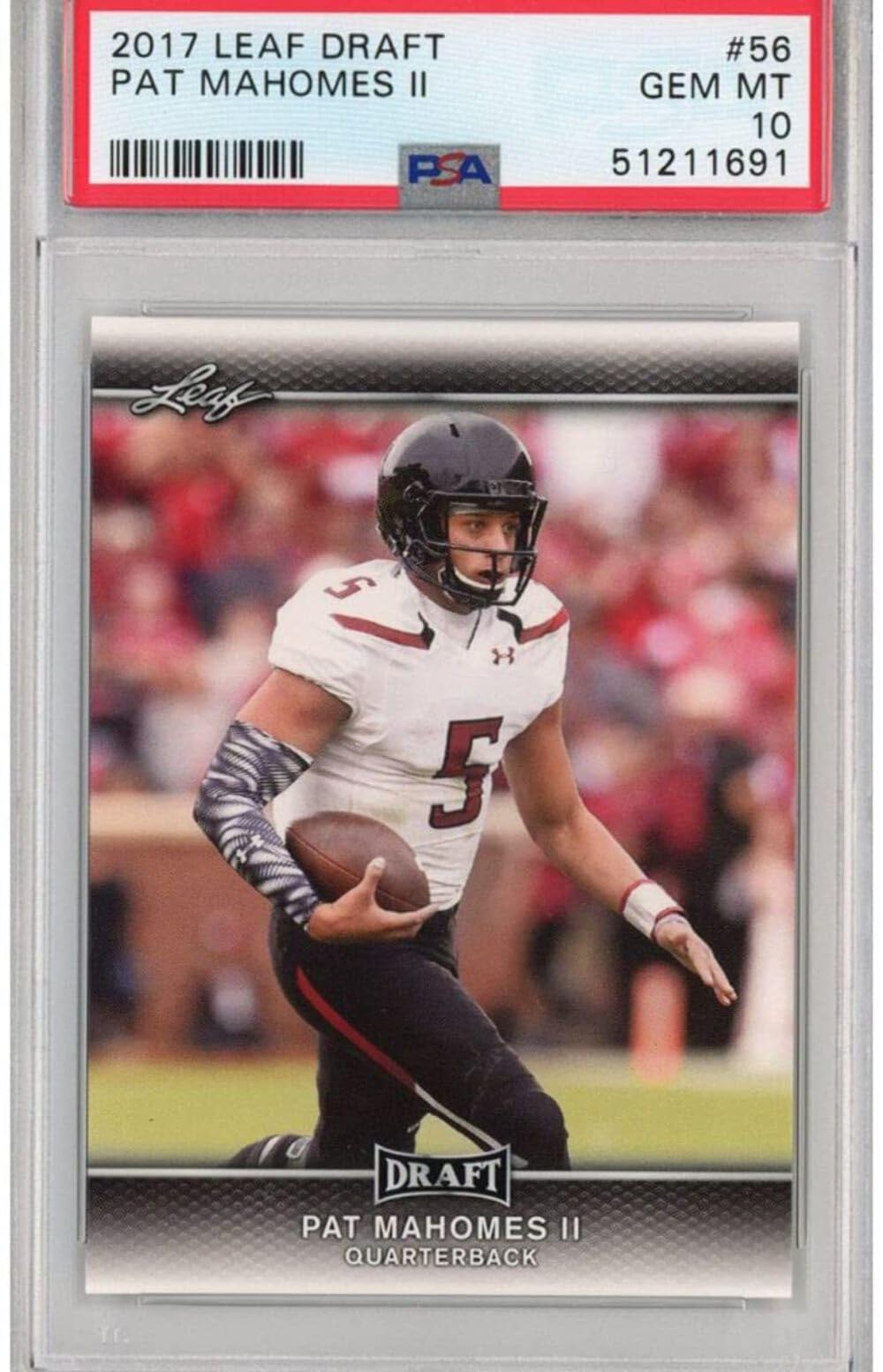 Patrick Mahomes Leaf Rookie Card: Is It Worth the Hype? (A Collectors Guide)