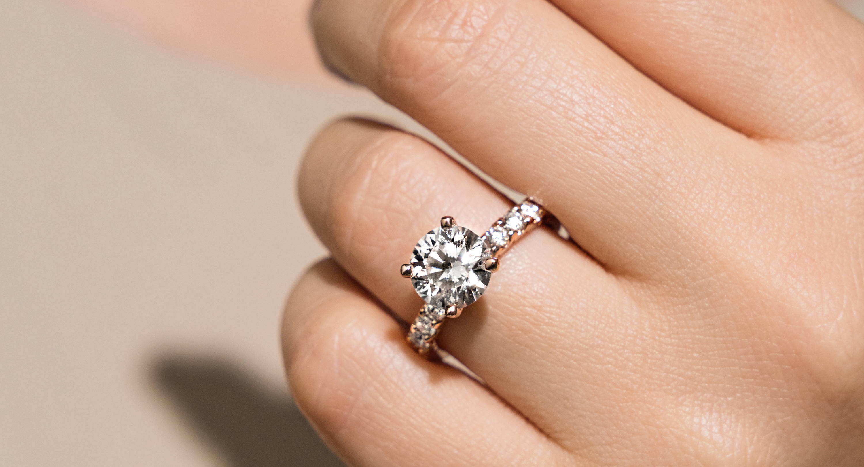 How to choose an astro ring? Simple guide to finding your perfect match!