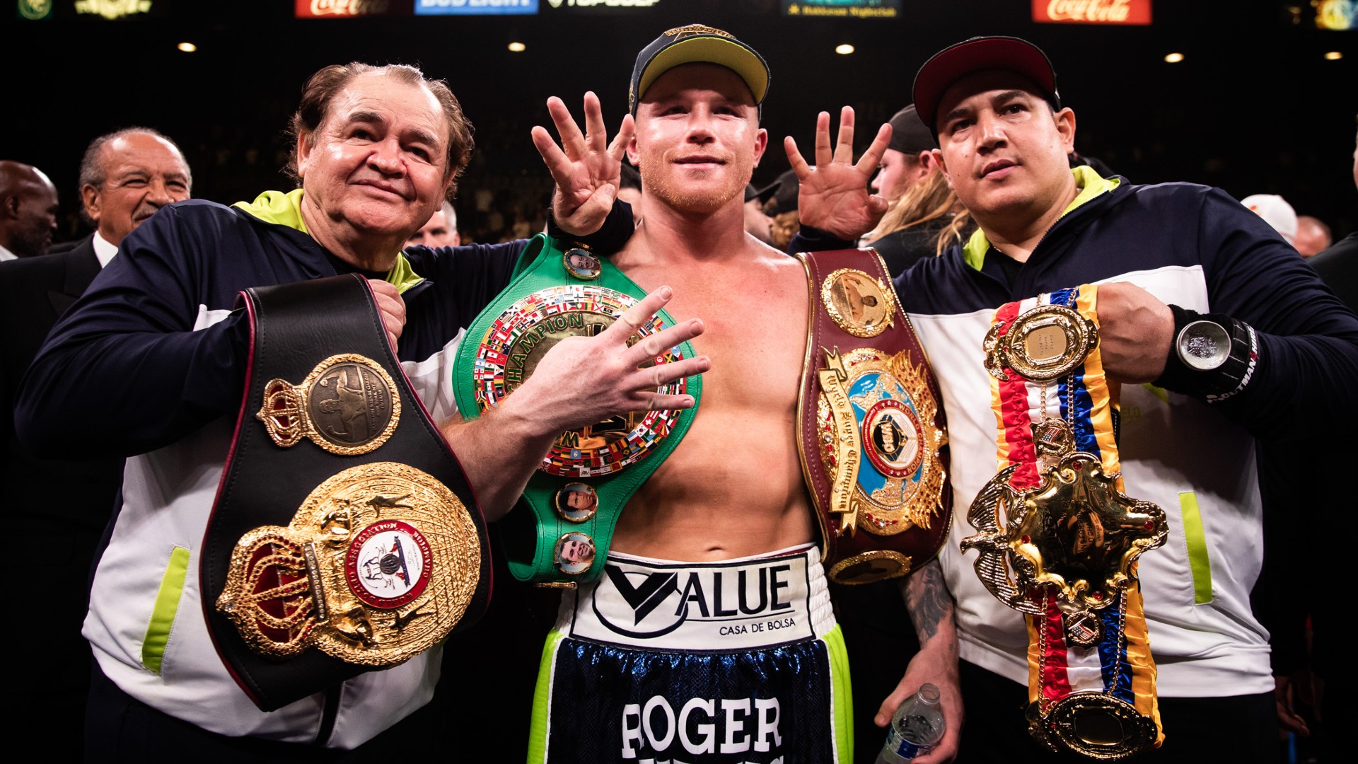 Canelo Wins by RTD, Learn what happened in the fight.