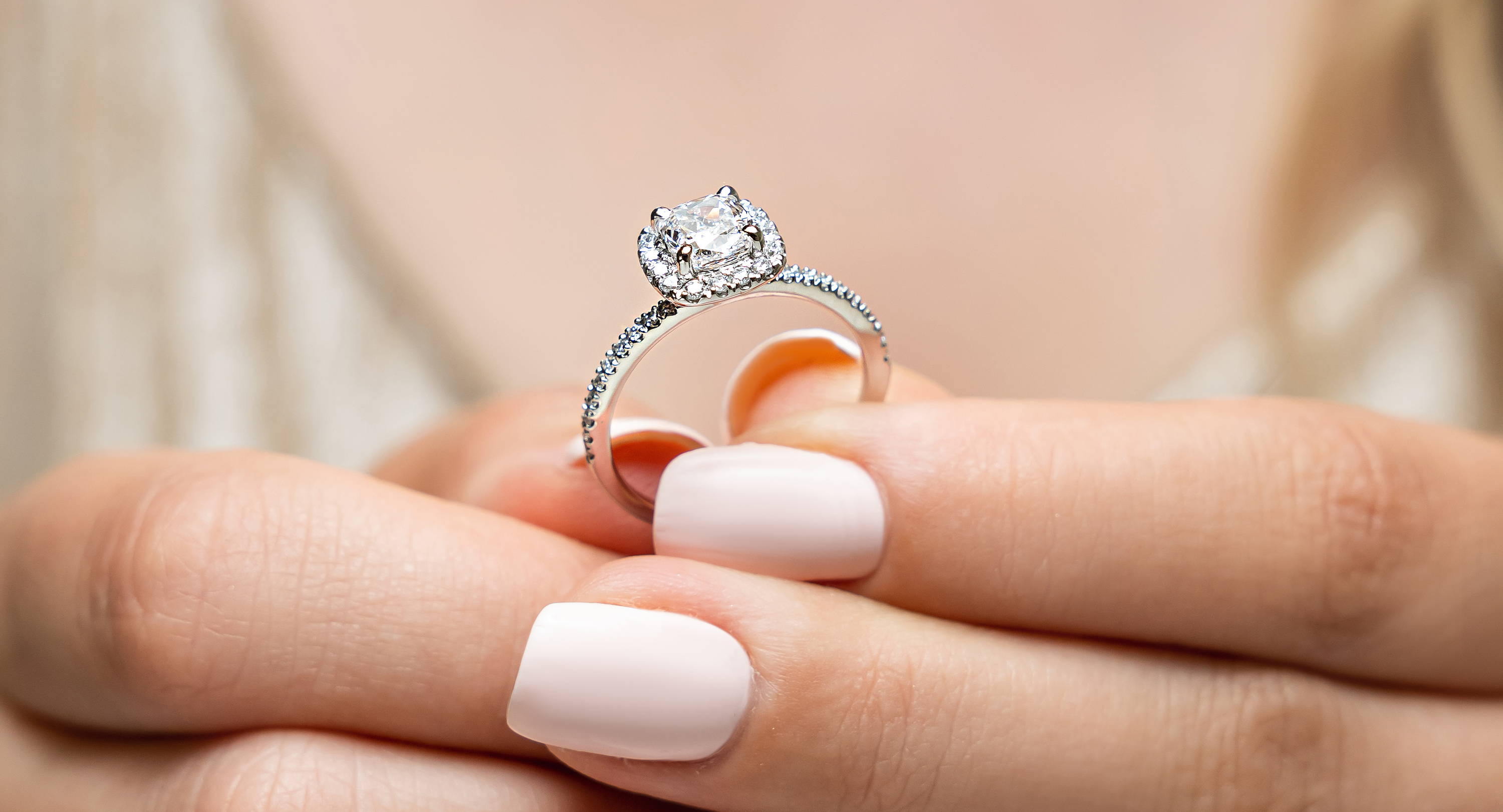 How to choose an astro ring? Simple guide to finding your perfect match!